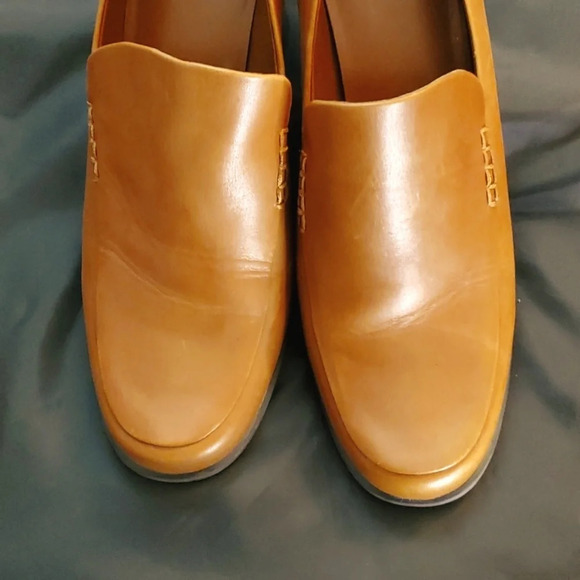 NWOT Franco Sarto Nolan Womens  Leather Upper Slip On Shoe Carmel Color - Picture 2 of 8
